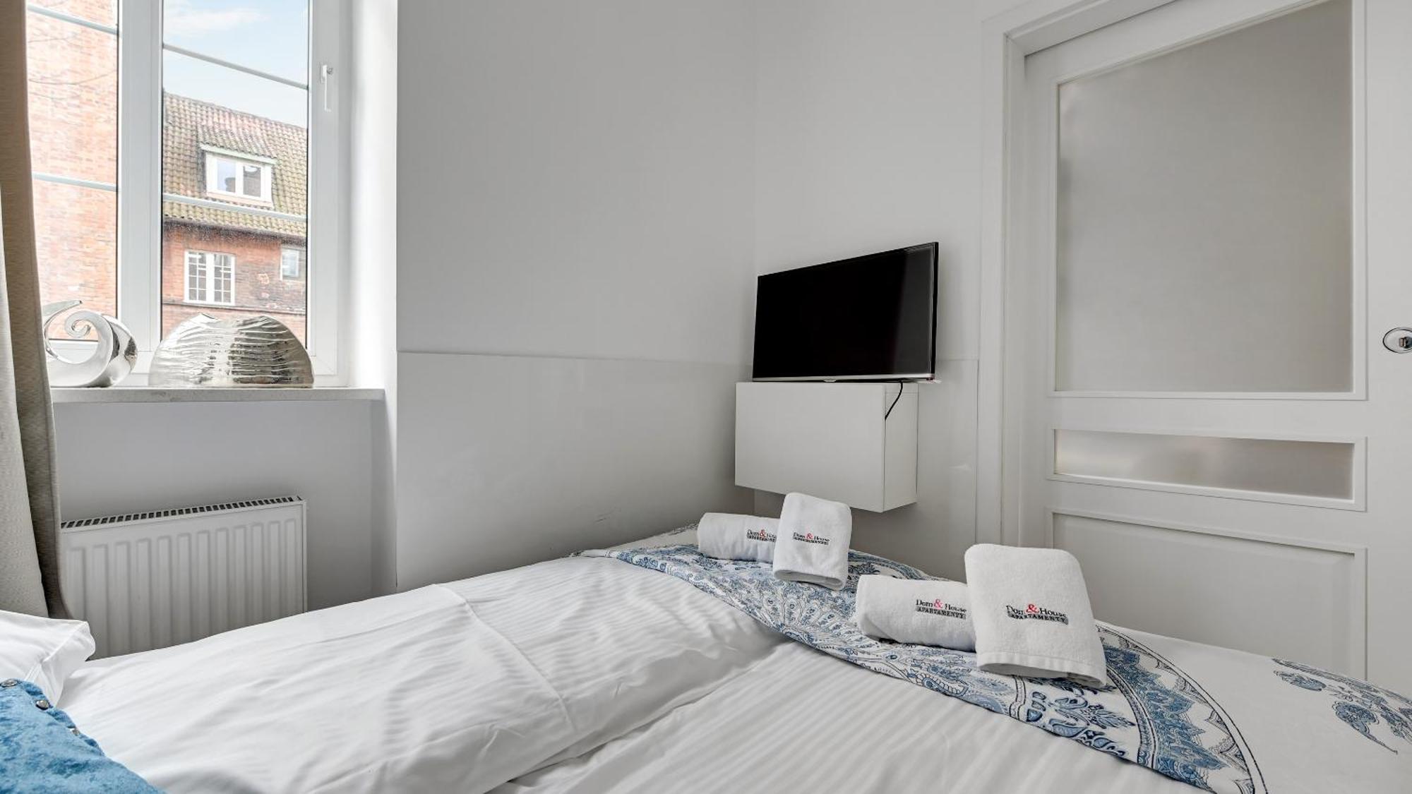 Dom & House - Apartments Old Town Ogarna Гданск Екстериор снимка