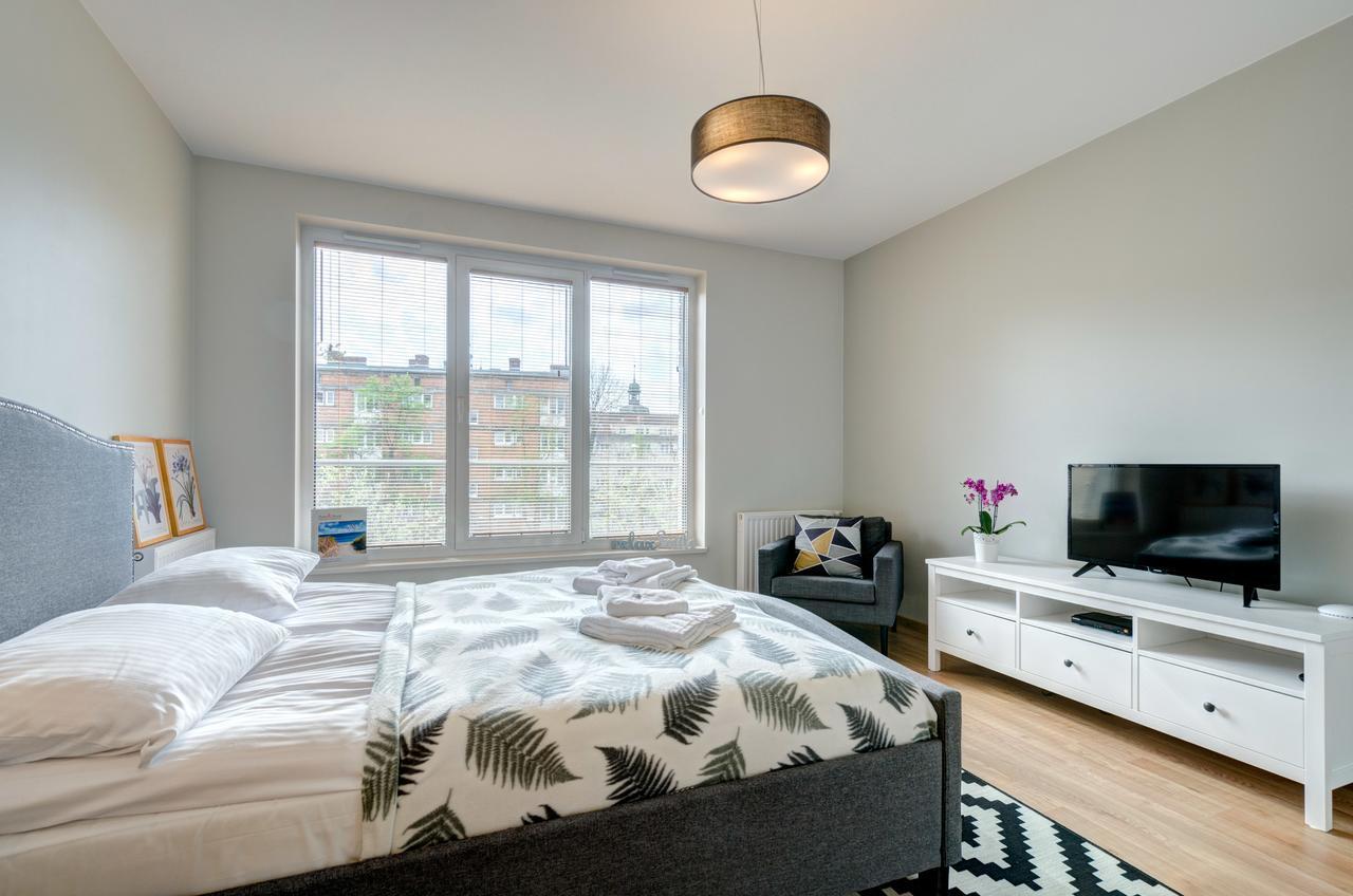 Dom & House - Apartments Old Town Ogarna Гданск Екстериор снимка