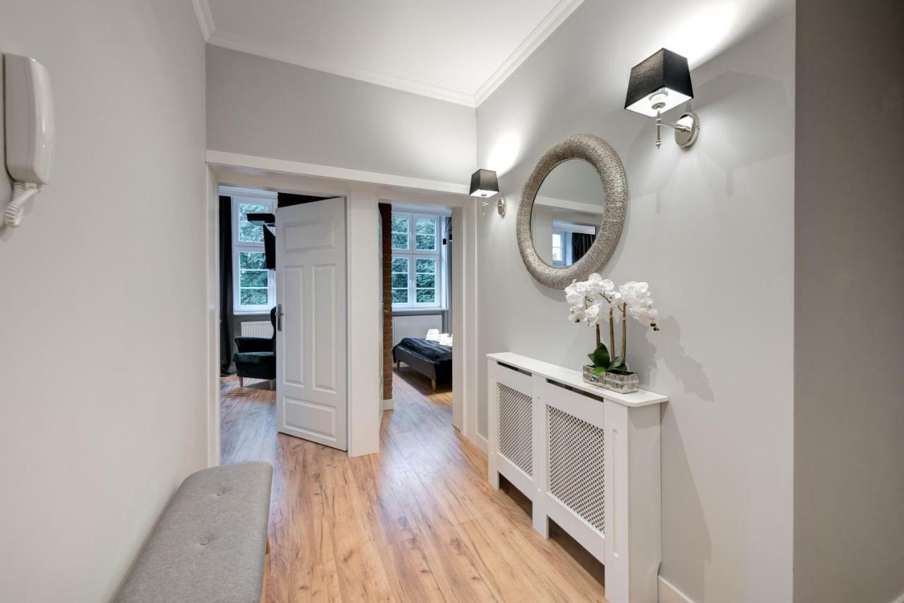 Dom & House - Apartments Old Town Ogarna Гданск Екстериор снимка