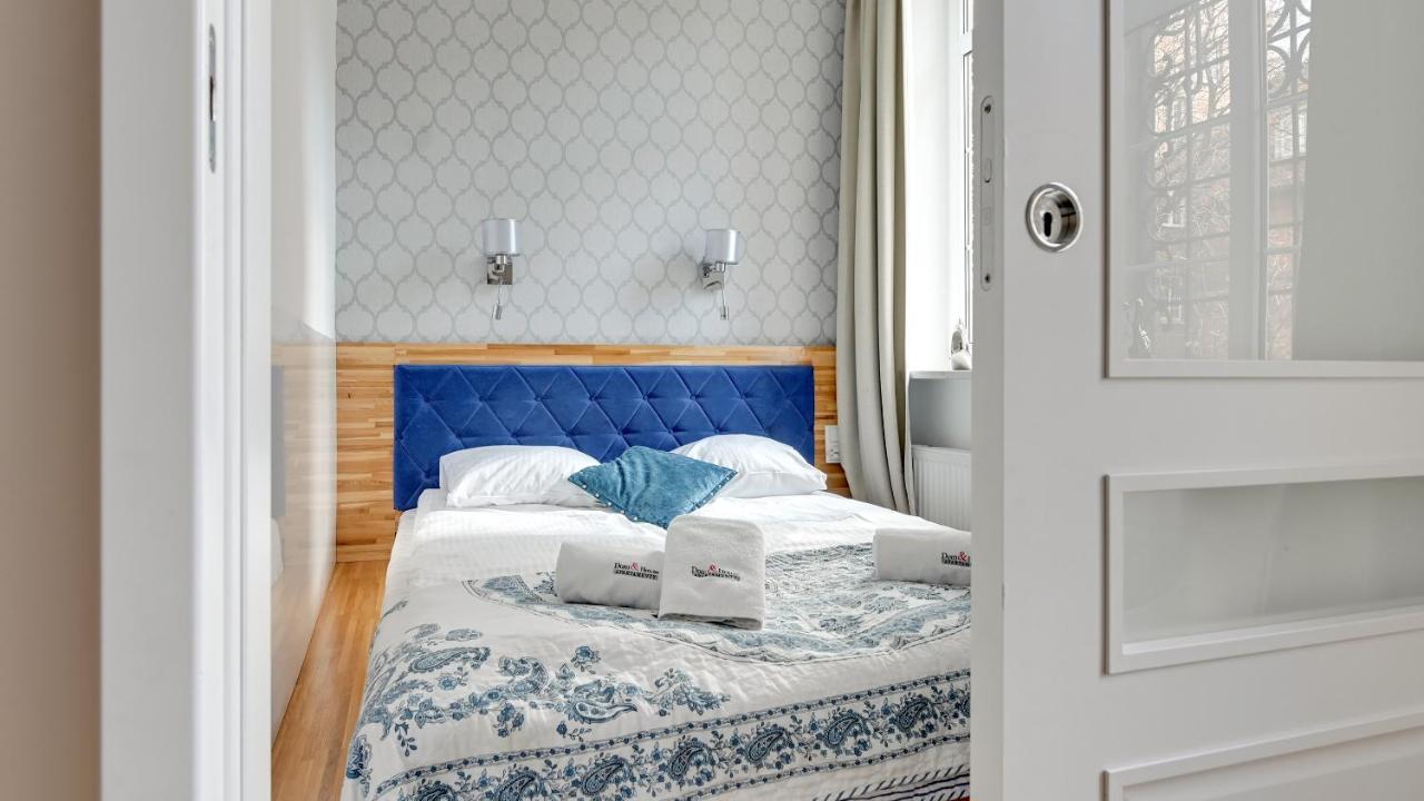 Dom & House - Apartments Old Town Ogarna Гданск Екстериор снимка